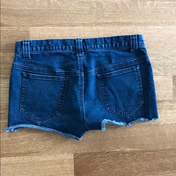 VENUS denim shorts with inseam 2.5” - Picture 2 of 2